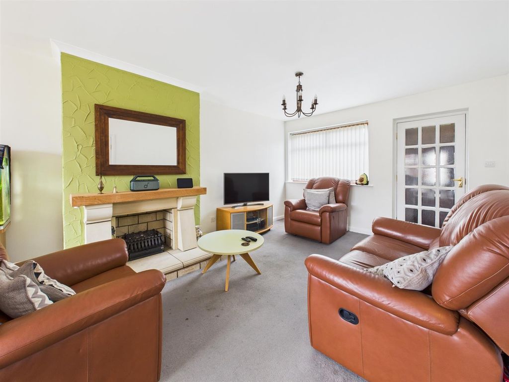 Property photo 2 of 22