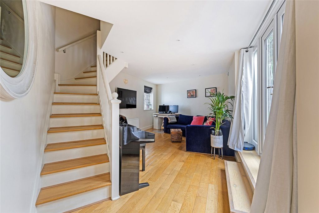 Property photo 3 of 17 Picture No. 04