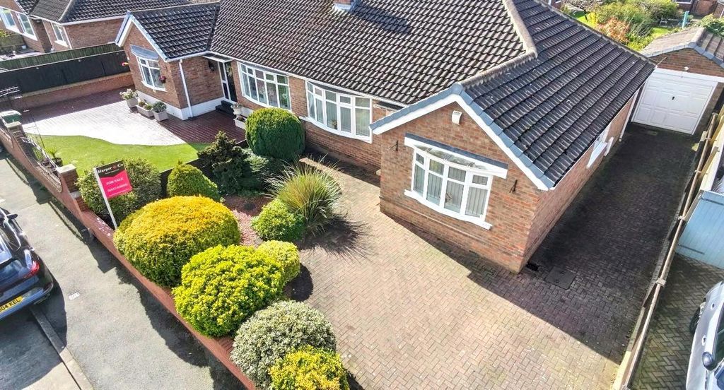 Property photo 2 of 22