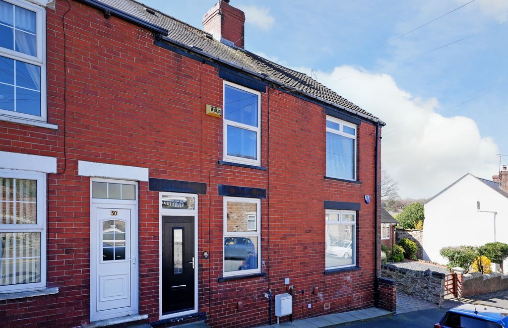 Property photo 1 of 19 External