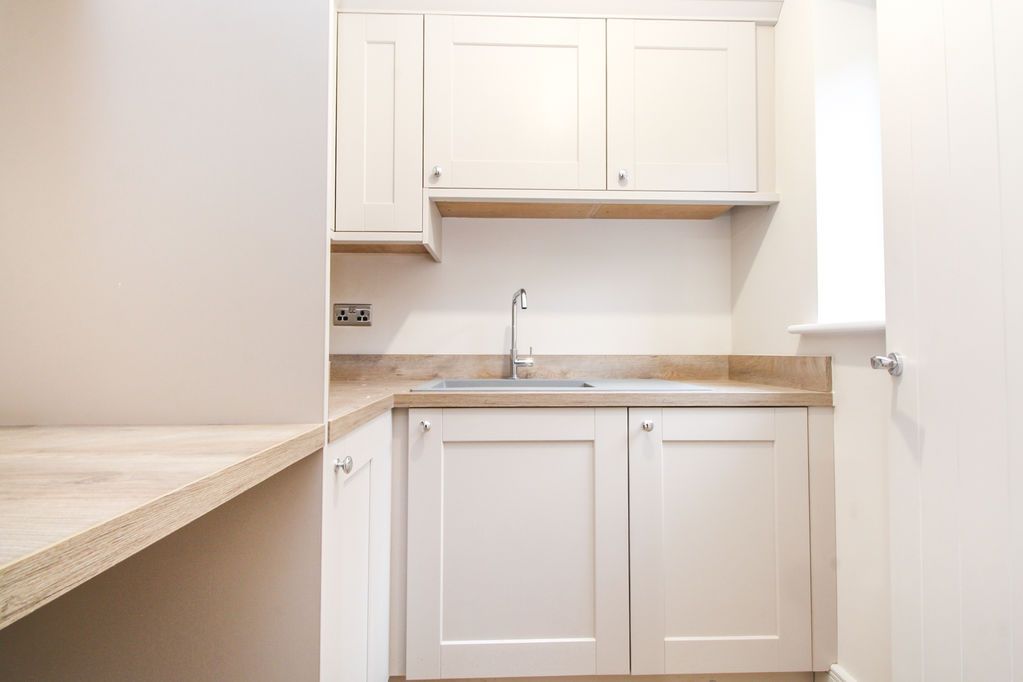 Property photo 3 of 22 Utility Room