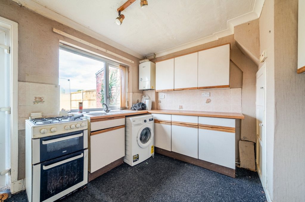 Property photo 3 of 23 1480573-17-6A679Dcda3E77