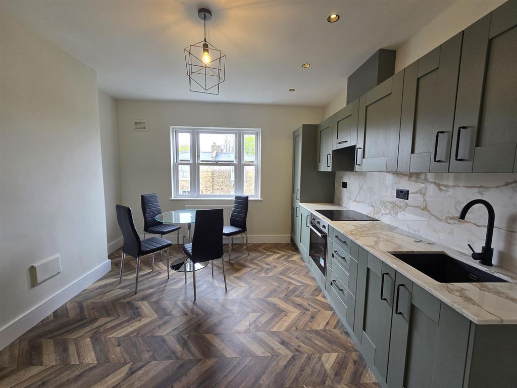 Property photo 3 of 9 Whatsapp Image 2026-03-31 At 15.07.43 (3).Jpeg