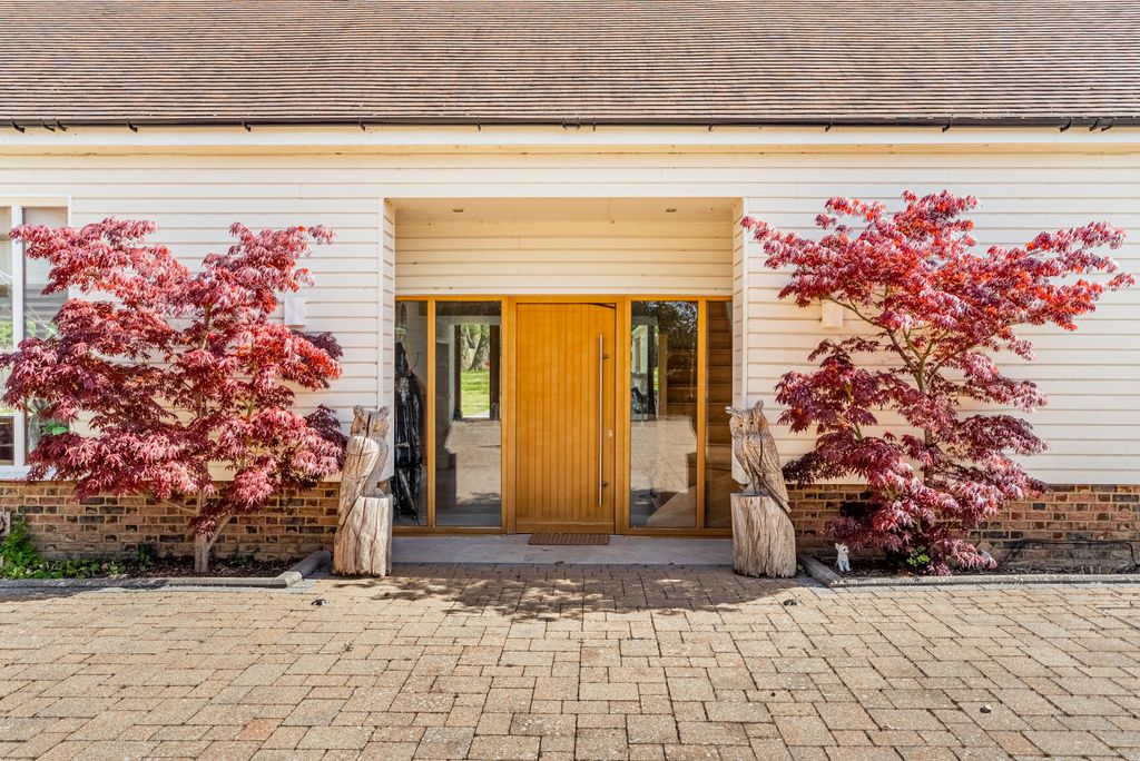 Property photo 2 of 44 Akeman Residential