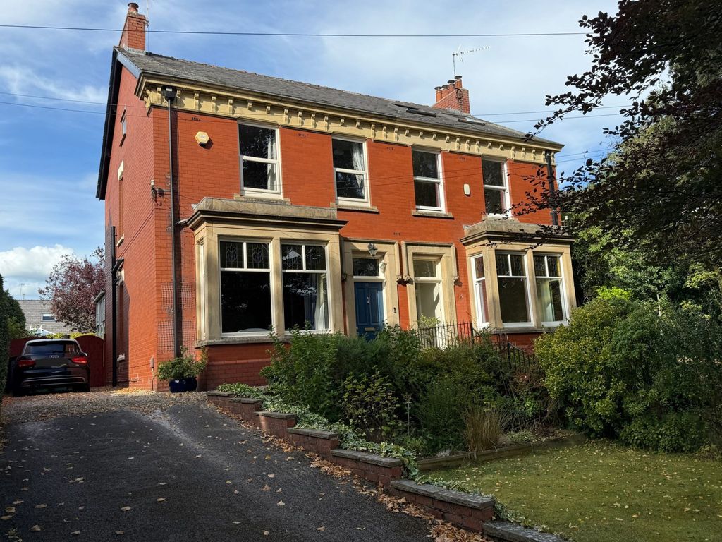 Property photo 1 of 25