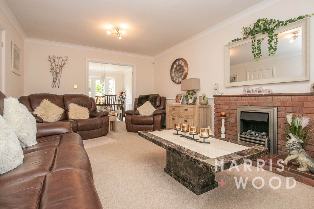 Property photo 2 of 28 3824145