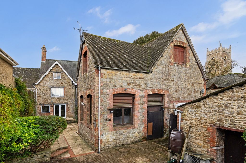 Property photo 2 of 15 Picture 2