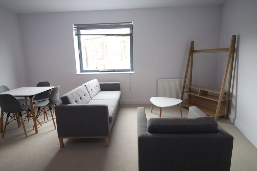 Property photo 3 of 7