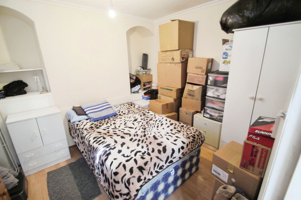 Property photo 3 of 6 F37E0078-Img_8458_3_Original