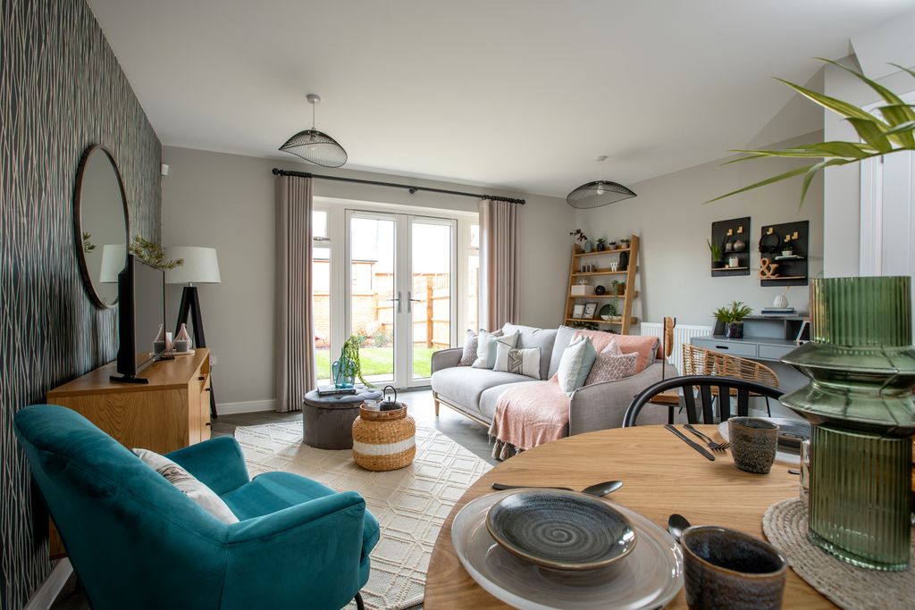 Property photo 2 of 11 Showhome Interior