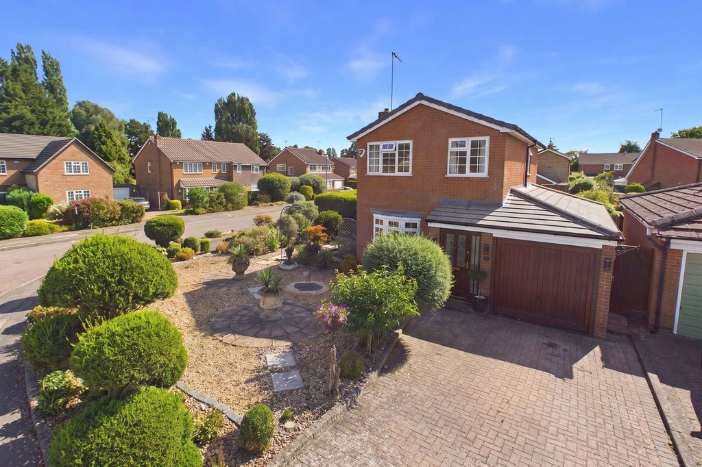 Property photo 1 of 17