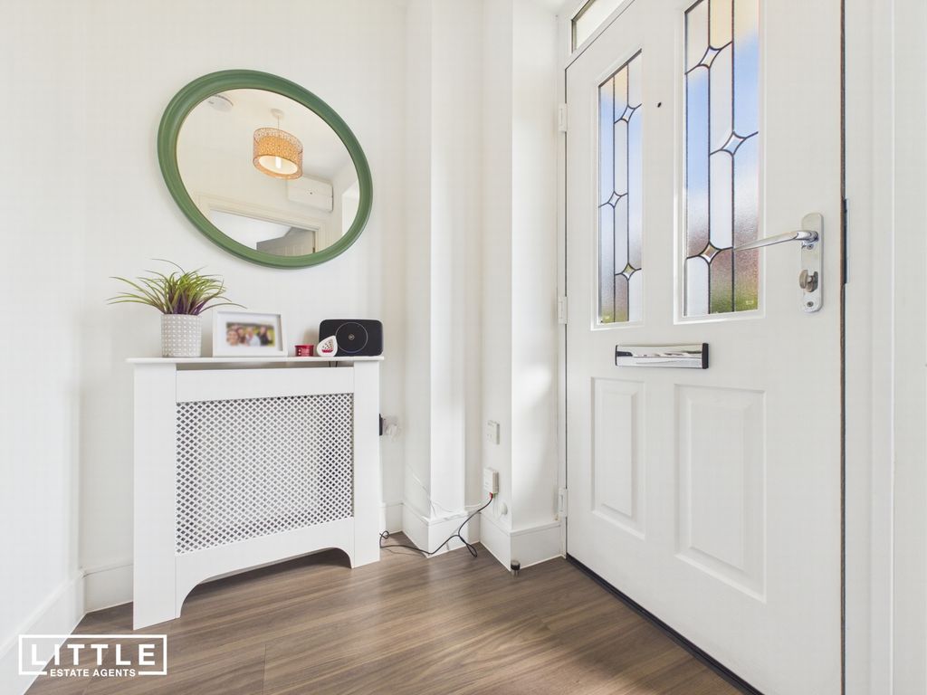 Property photo 2 of 25 Photo 25