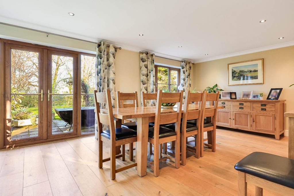 Property photo 3 of 30 Img (24).Jpg