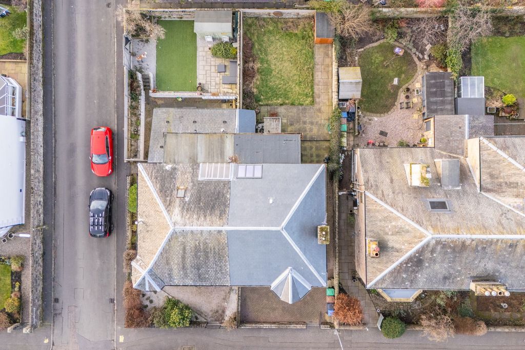 Property photo 3 of 30