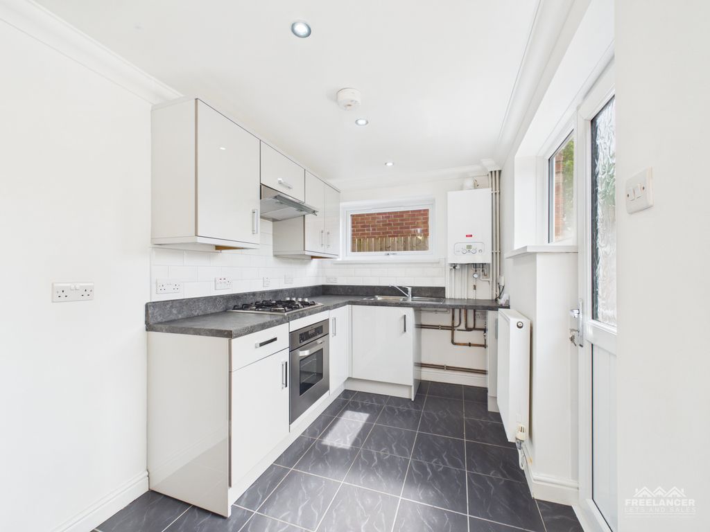 Property photo 1 of 16 Kitchen
