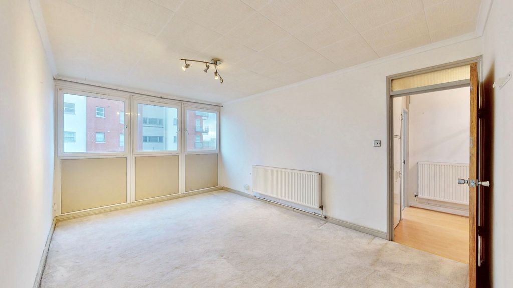 Property photo 2 of 13 Picture No. 03