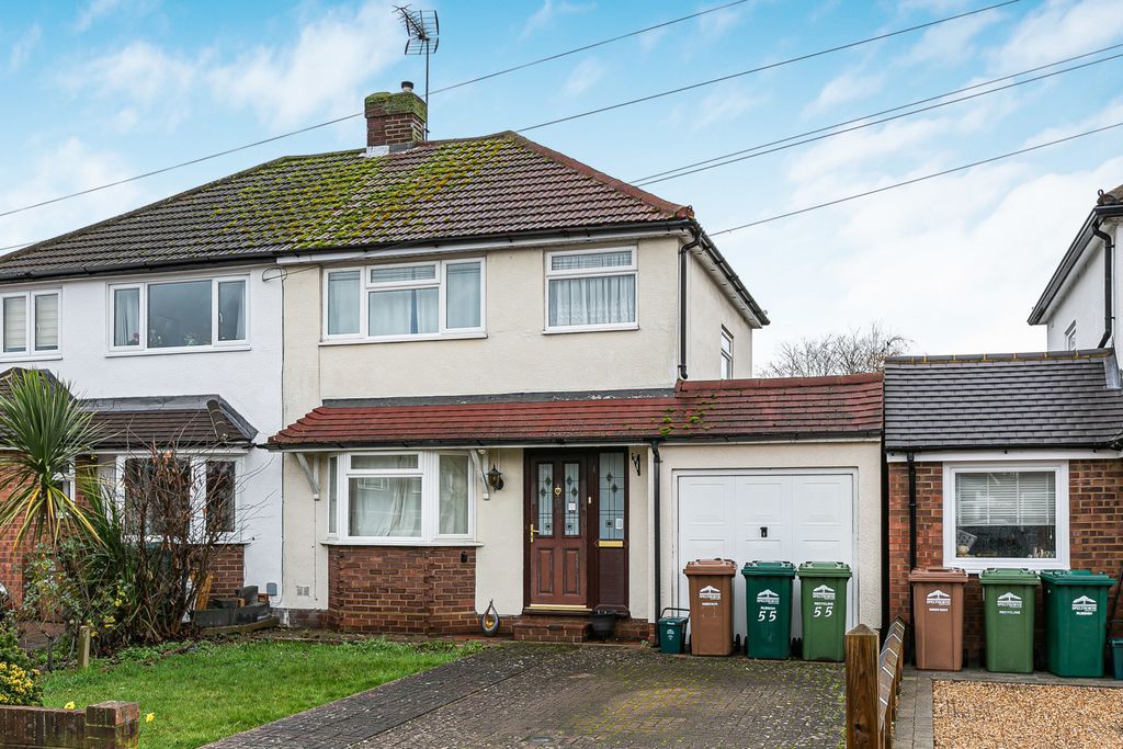 Property photo 1 of 18 Exterior