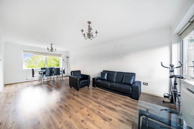 Property photo 2 of 10 Reception Room