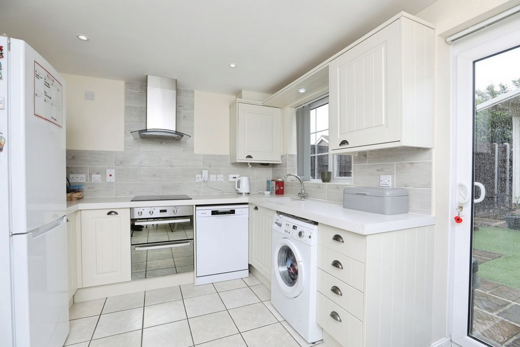 Property photo 2 of 16 Pbox-Img.Jpg