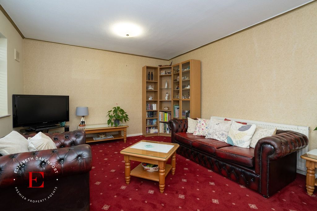Property photo 2 of 20