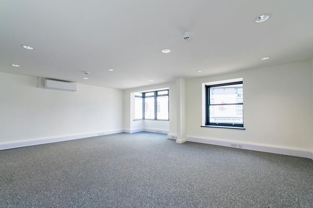 Property photo 3 of 15 7.Jpg