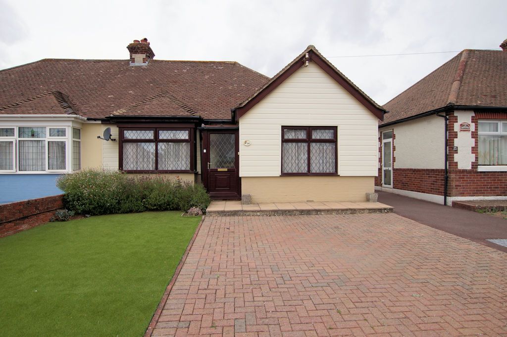 Property photo 1 of 20 Front