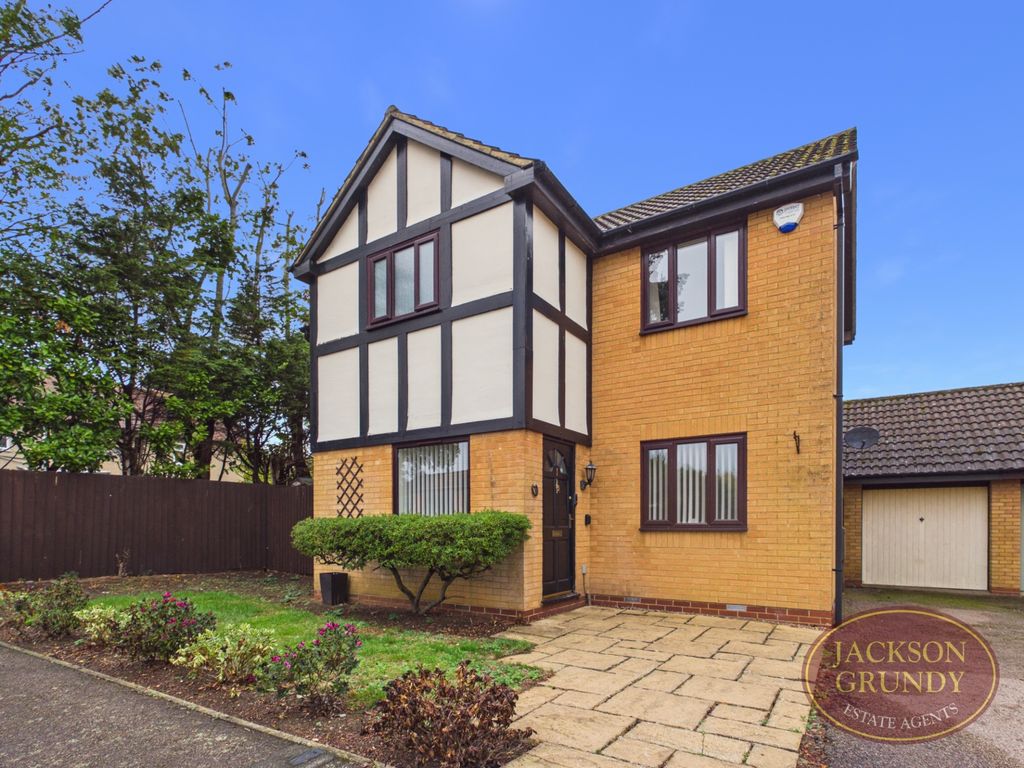 Property photo 1 of 24 Harefoot Close