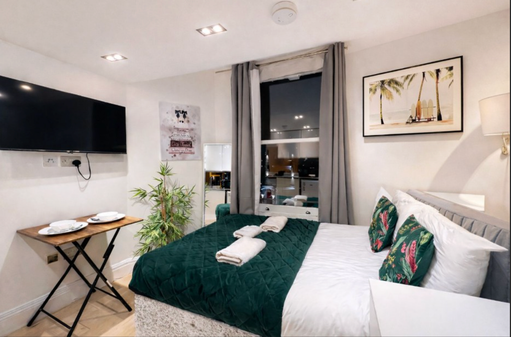 Property photo 3 of 4