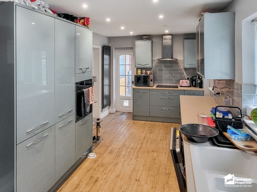 Property photo 3 of 13 Image 4