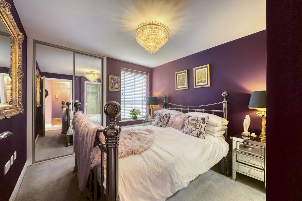 Property photo 3 of 16 Dsc_9004 - Edit