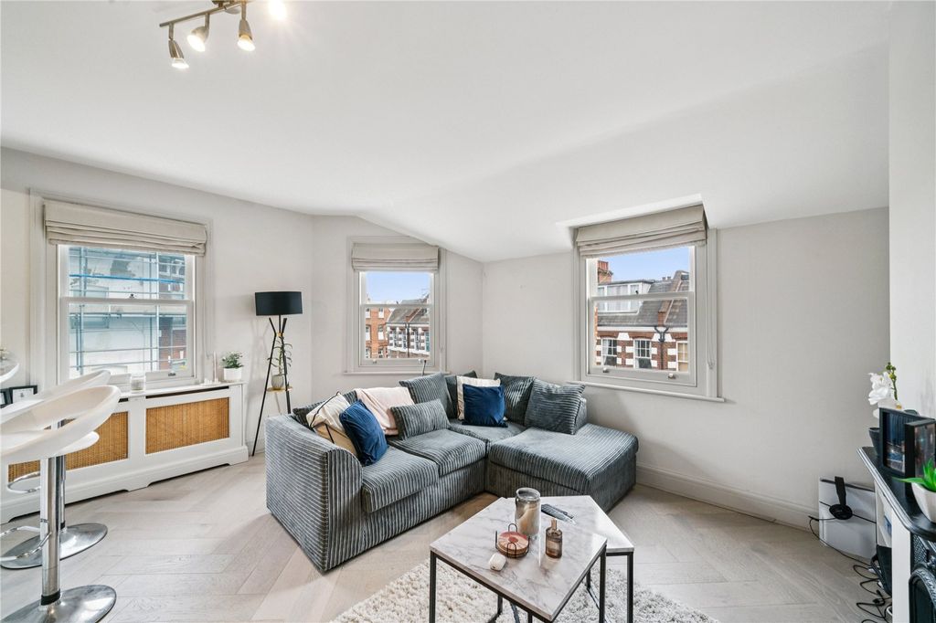 Property photo 2 of 15 Picture No. 16