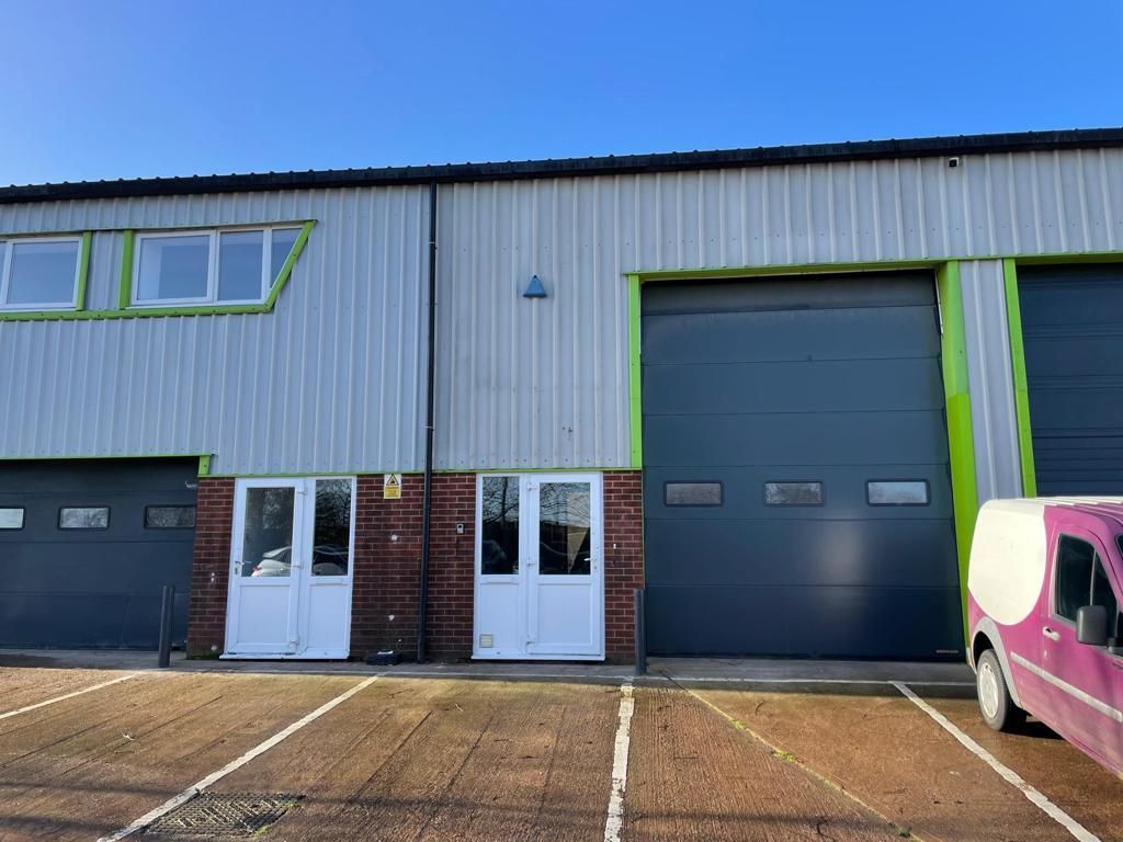 Property photo 1 of 6 Photo 6