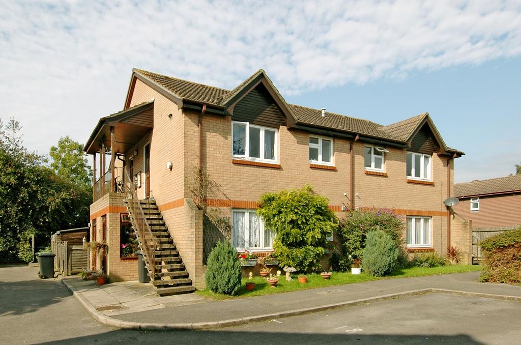 Property photo 1 of 1