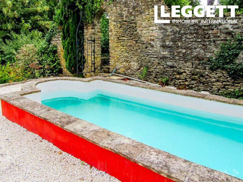 Property photo 2 of 10