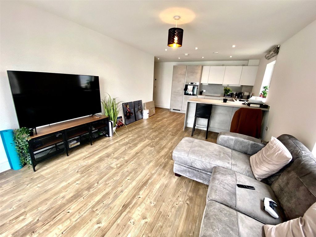 Property photo 2 of 12 Picture No. 12