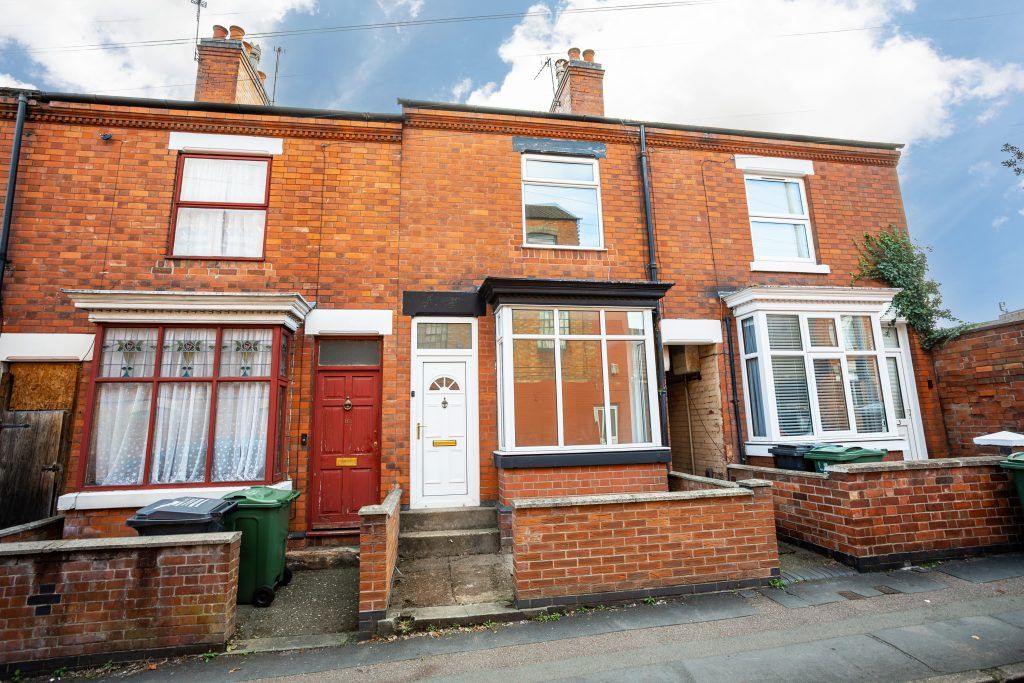 Property photo 1 of 22 Final-1 - 2 Bedroom Terraced (House) At Meadow Lane, Loughborough