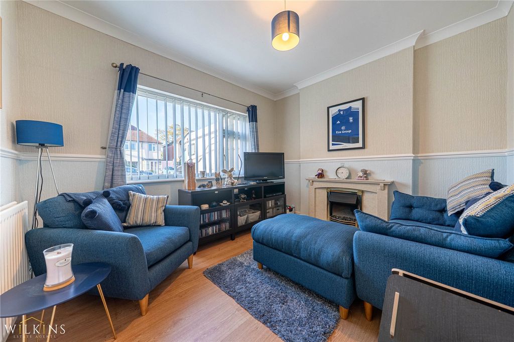 Property photo 2 of 25 Picture No. 10