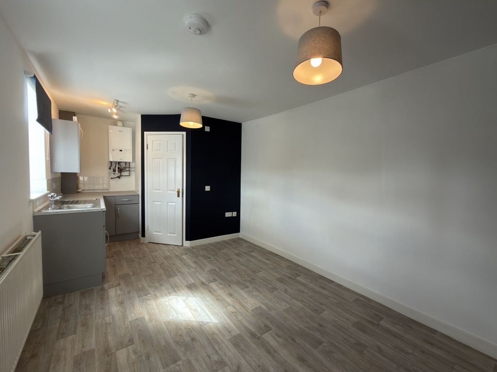 Property photo 2 of 4 Studio Room