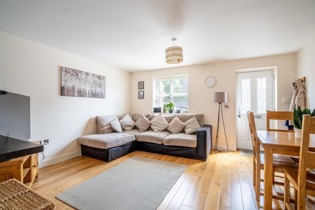 Property photo 3 of 15 Hbc-11.Jpg