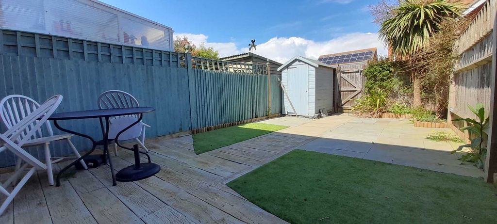 Property photo 3 of 14