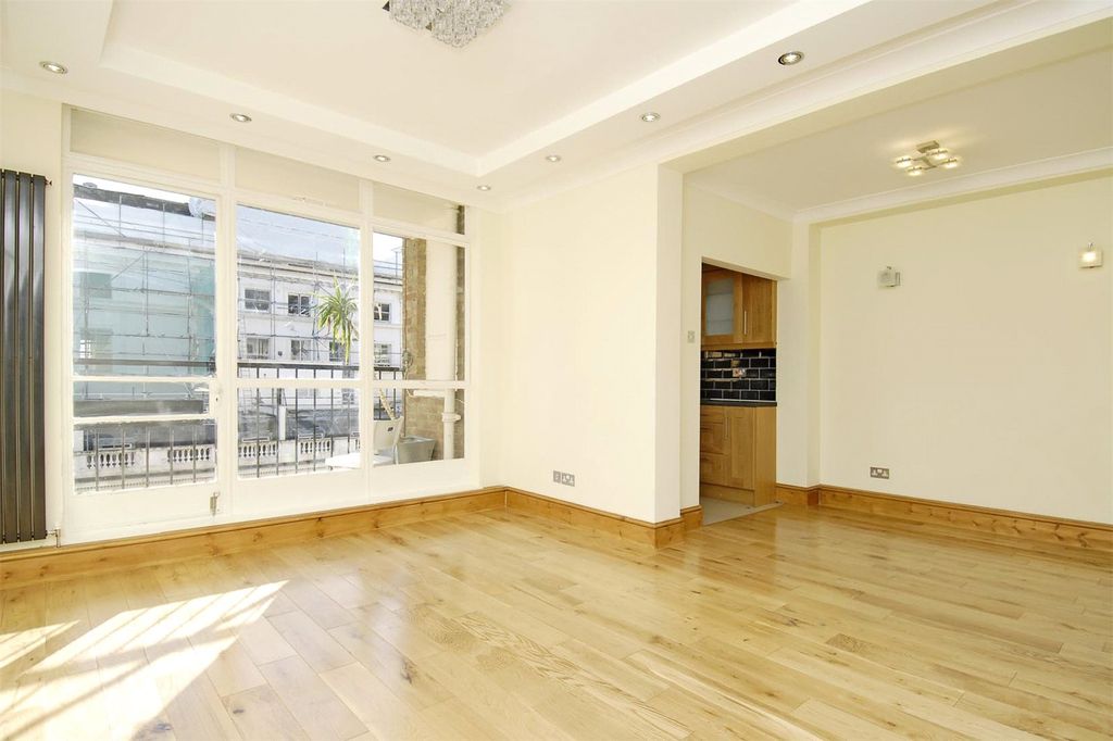 Property photo 1 of 3 Picture No. 02