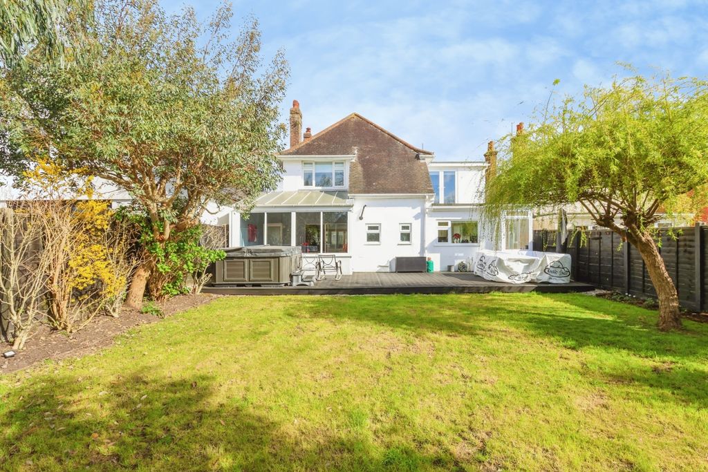 Property photo 2 of 27 Pbox-Img.Jpg