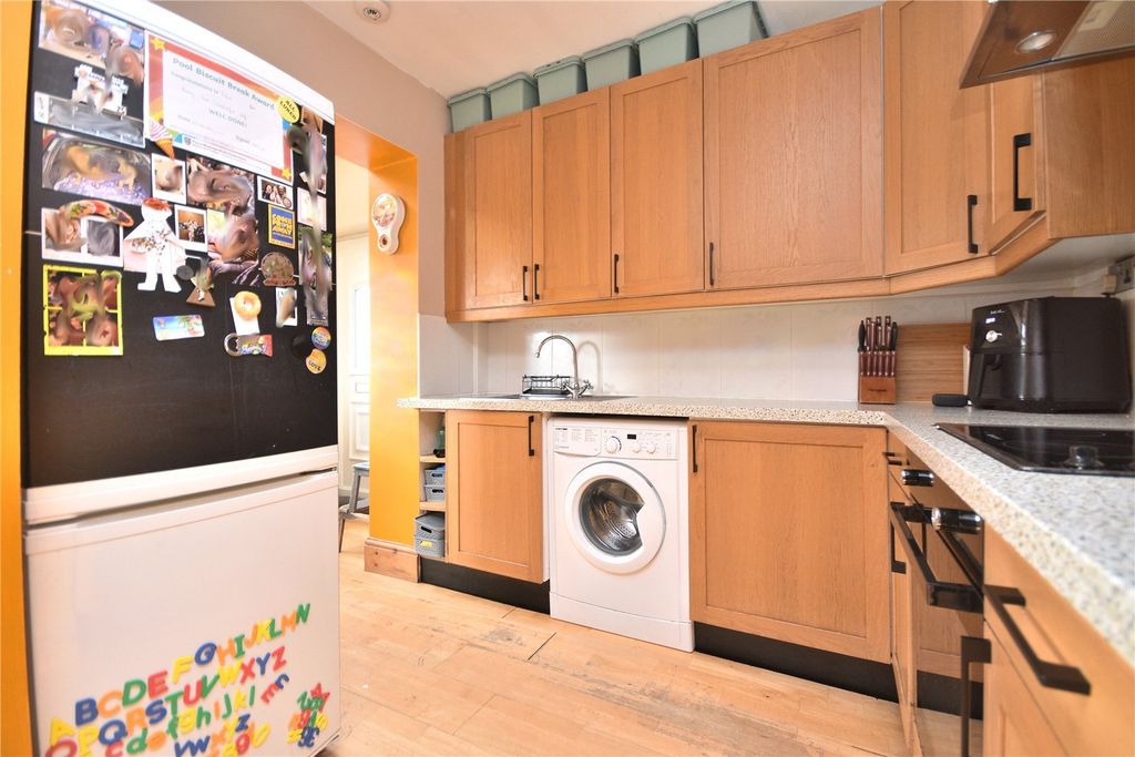Property photo 3 of 16 Picture No. 05