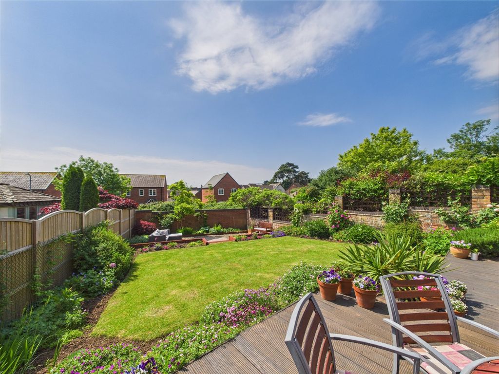 Property photo 2 of 21 Picture No. 65