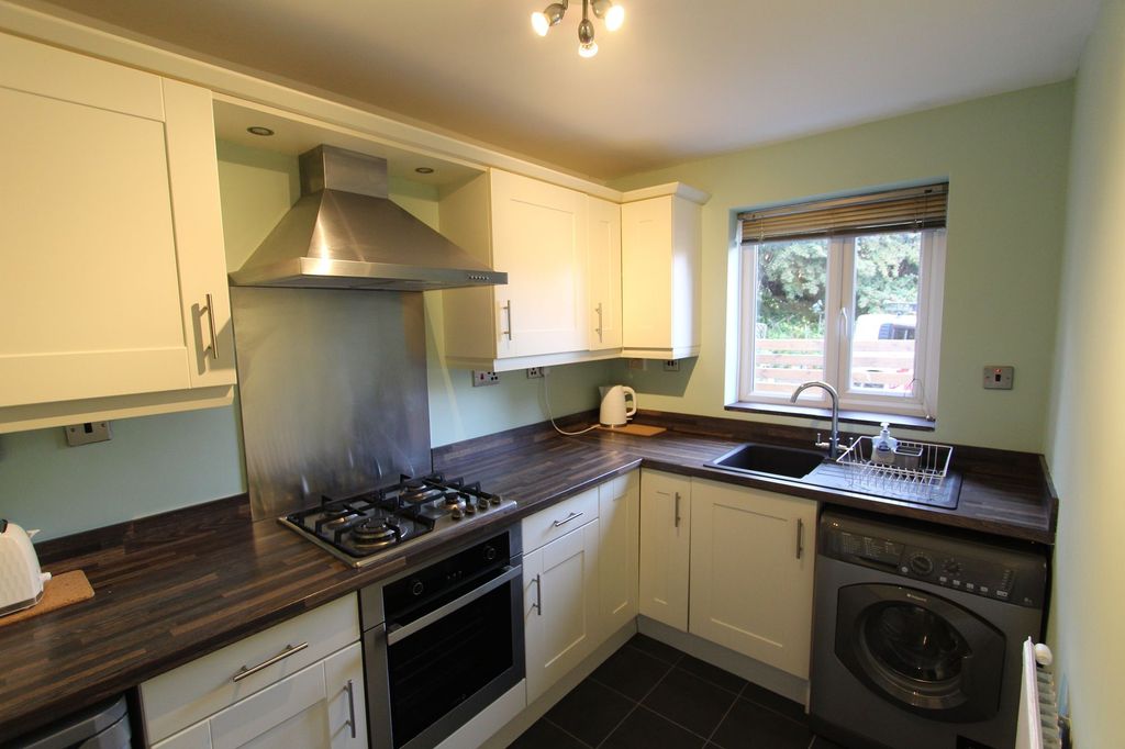Property photo 2 of 13