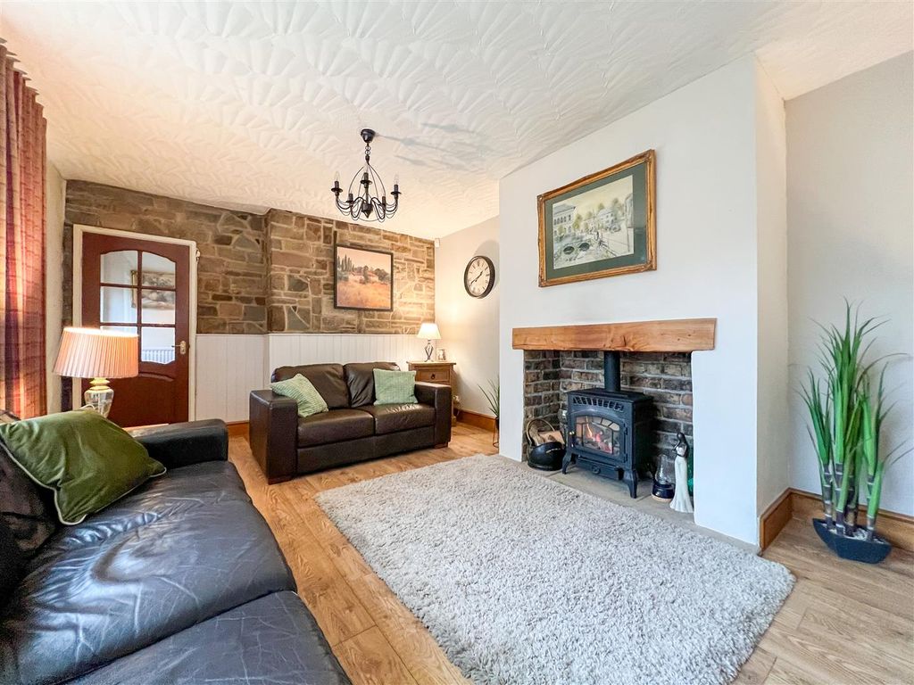 Property photo 3 of 26 Sitting Room