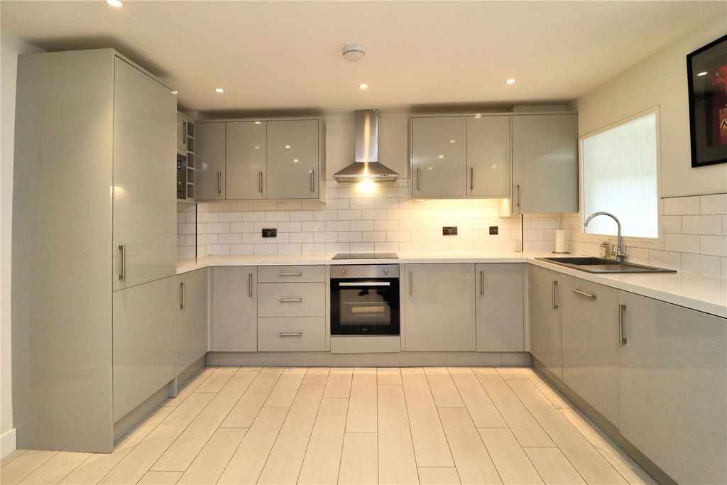 Property photo 3 of 22 Picture No. 22