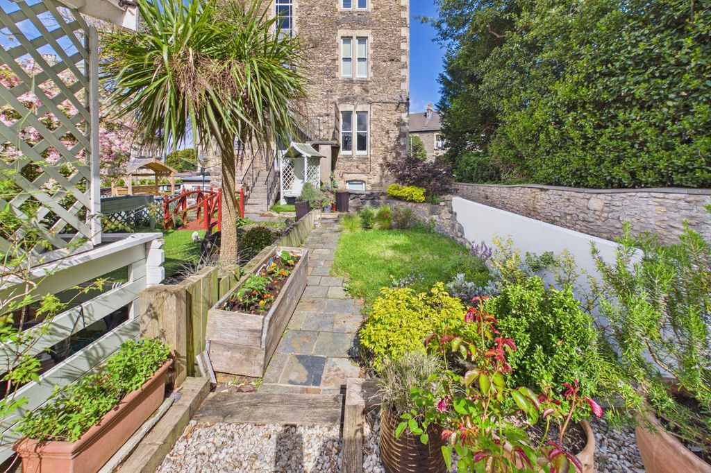 Property photo 1 of 15 Rear Garden