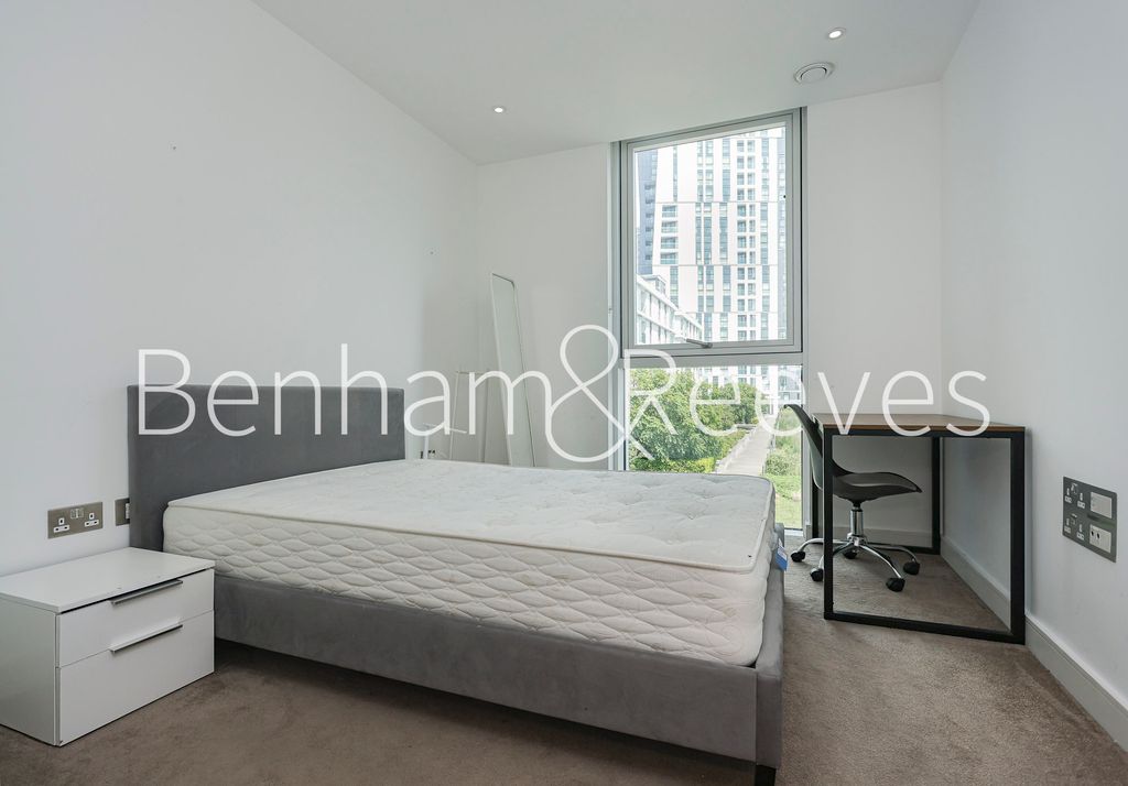 Property photo 3 of 6