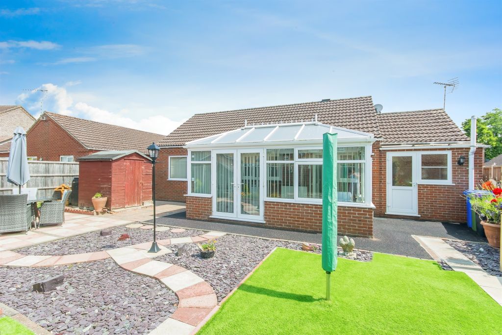 Property photo 2 of 17